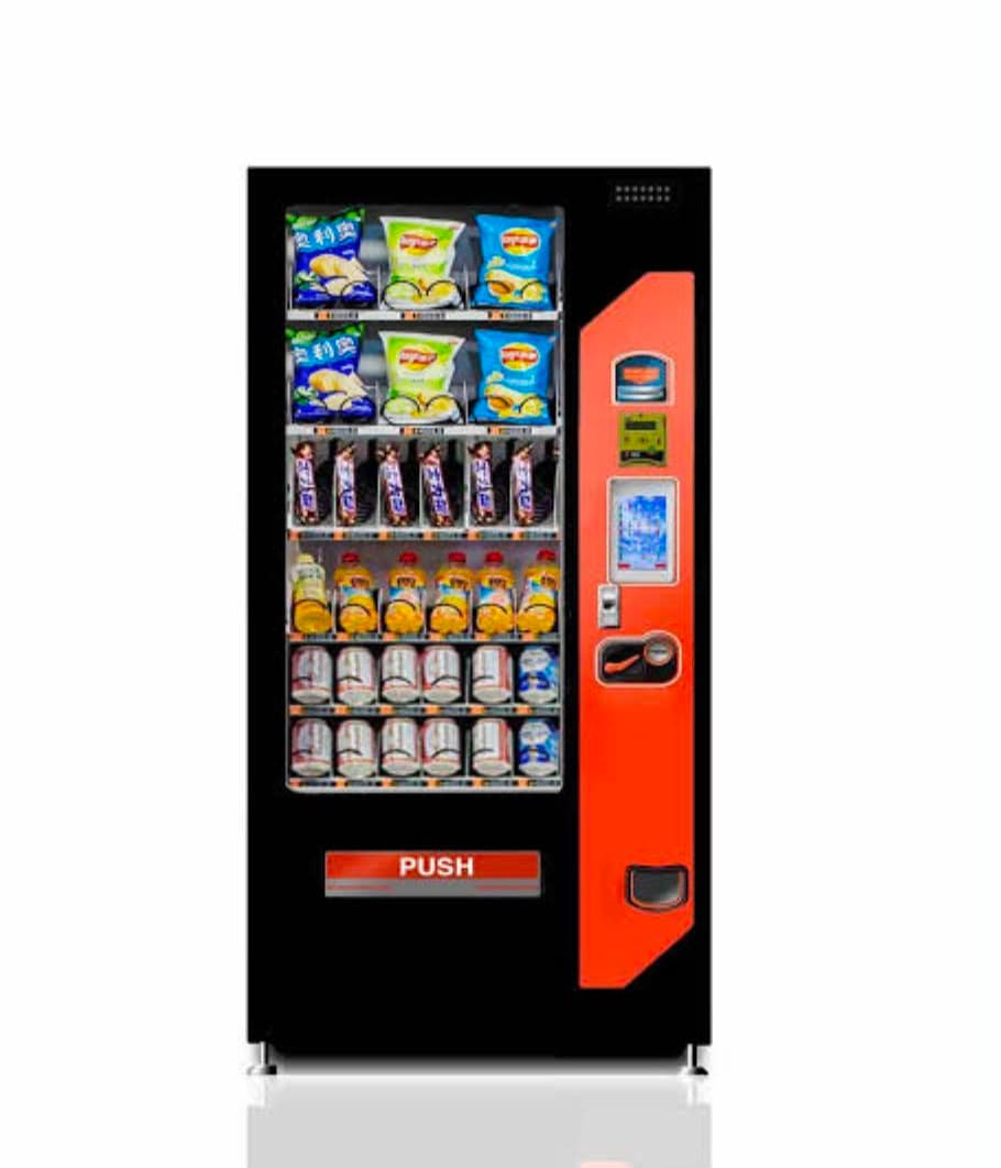 Compact combo snack and drink vending machine